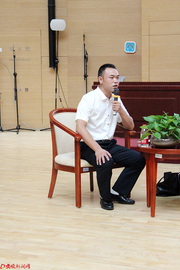我市驻村第一书记王泽勇受邀参加全国组织干部学院抓党建促脱贫书记论坛.JPG