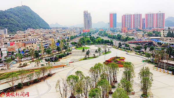 01 - 广场全景.jpeg