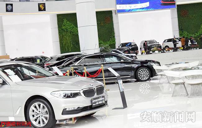 天津平行进口汽车贵州直营中心展厅1.jpg