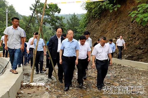 格凸河镇长田村大冲组地质灾害隐患点2.jpg