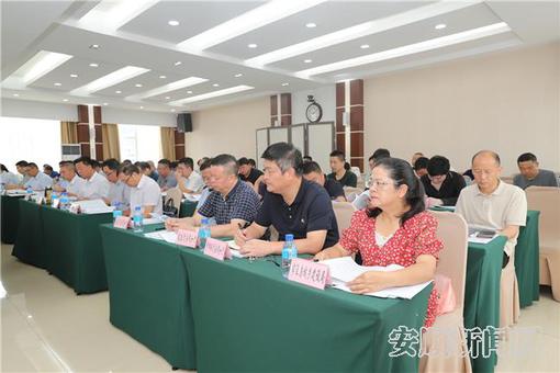 5AB33CC1-DC92-41E7-AF87-3F0E17377FE9_IMAGE_3_LOW_0.jpg
