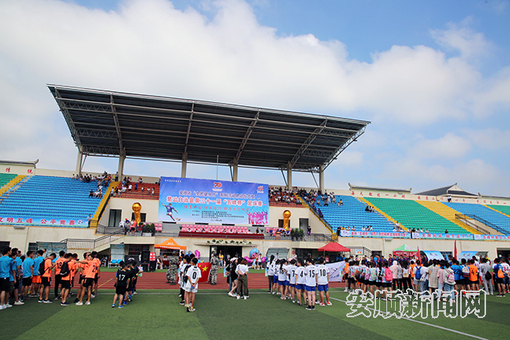 E1831ACD-8DC8-4626-8D9B-5495A2066E61_IMAGE_30_LOW_0
