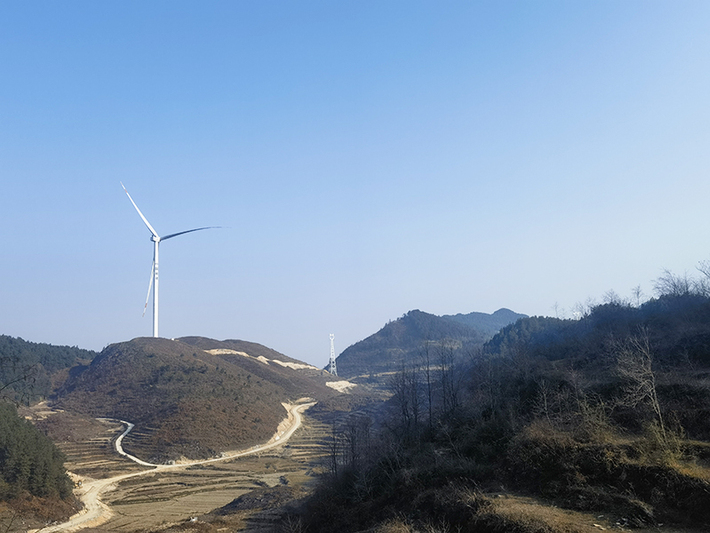 马鬃岭风力发电.jpg