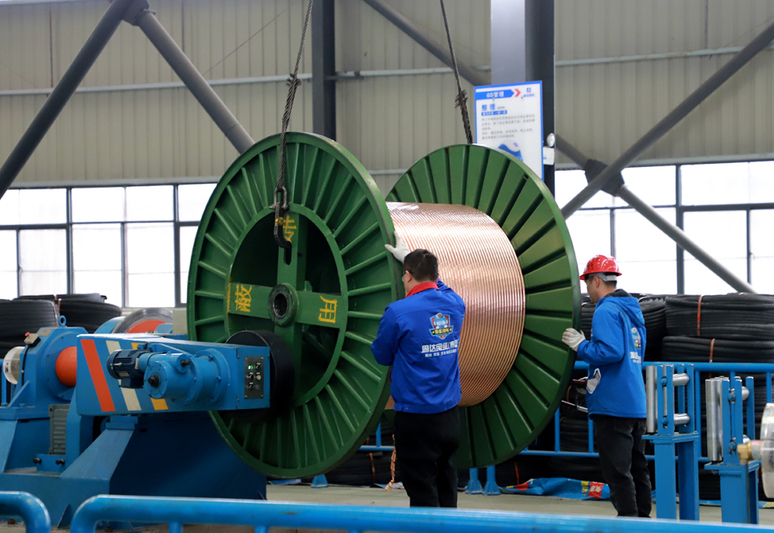 贵州固达电线电缆（集团）有限公司生产车间 肖劲松.jpg