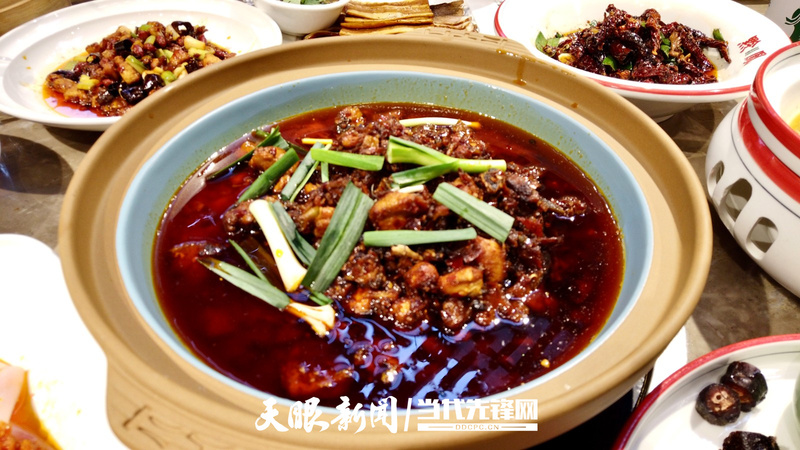 1689666395514374.jpg 1686796480184030.jpg