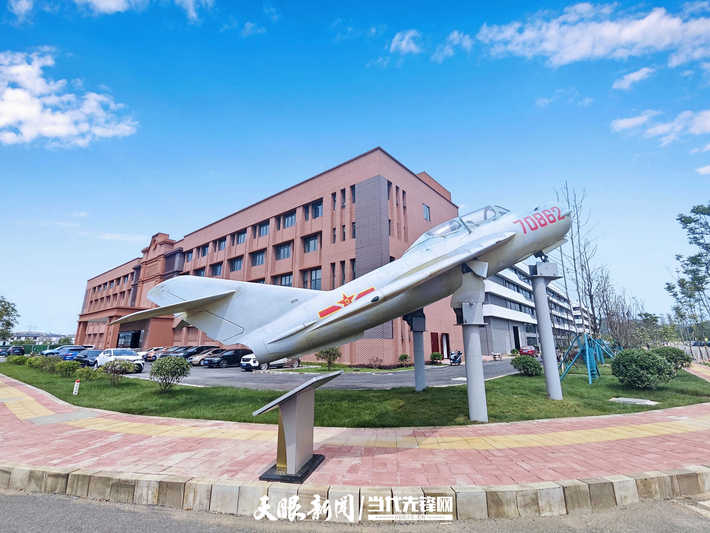 安顺航空配套制造产业园建设有序推进。戴胜信 摄.jpg