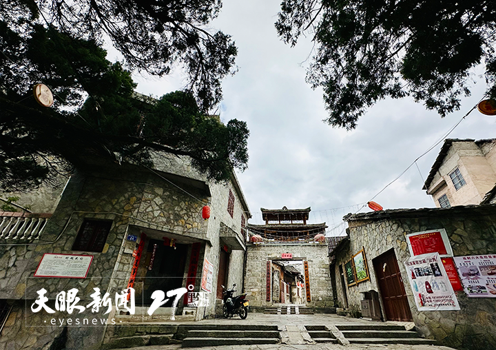 1726549888190492.png 333.png