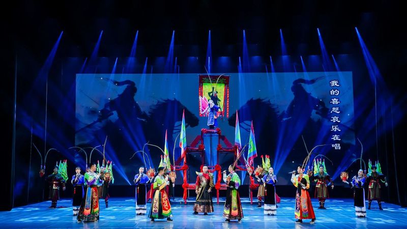 非遗创新 地戏新唱-FZ1002646665.jpg