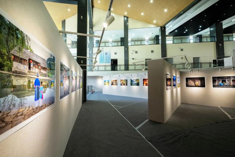 《家国屯堡600年》摄影展开展 (5)-FZ10021006561.jpg