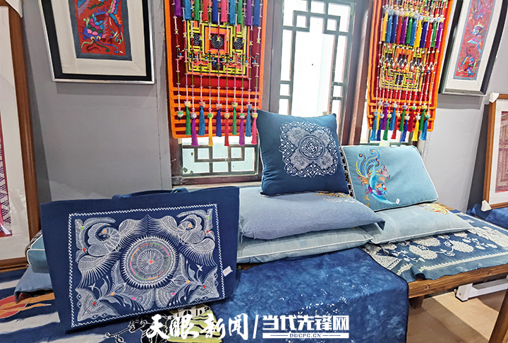 杨文丽非遗.jpg