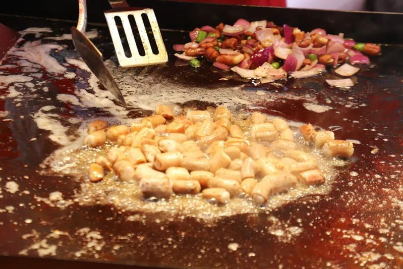 屯堡烤小肠 (2)-FZ10021208106.JPG