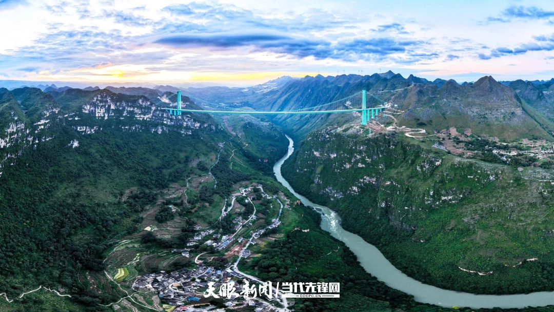 花江峡谷大桥 □新华社记者 欧东衢 摄.jpg