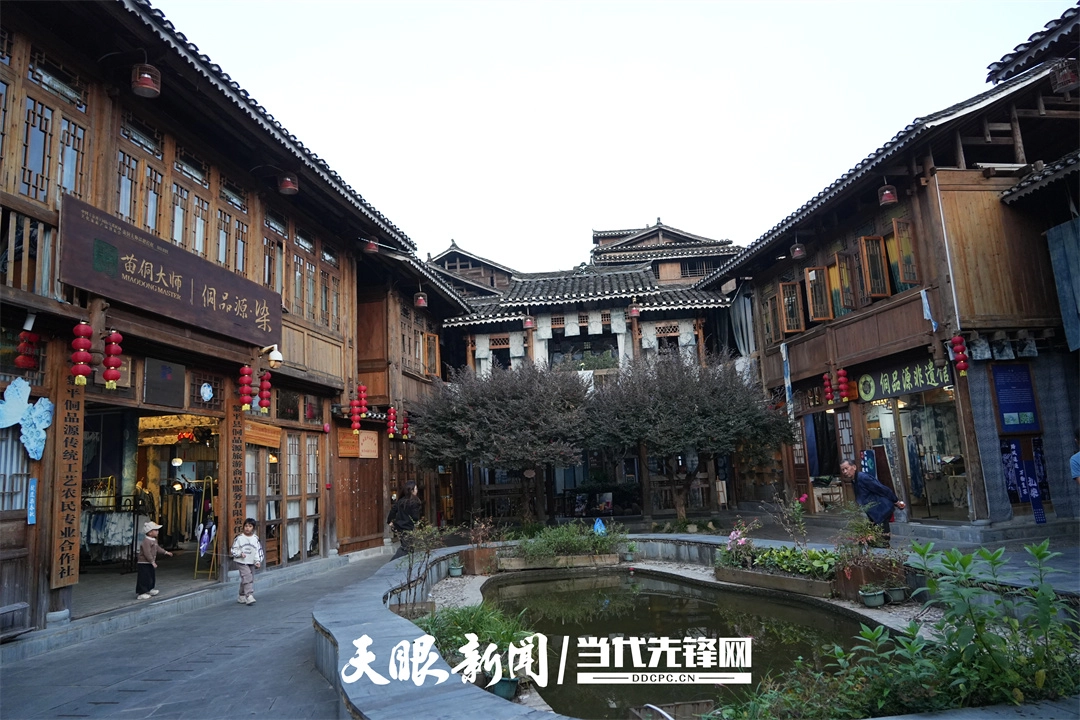 dD0xNzYxNzg4MzUwX3I9Mjk5NjFmYWNfdz0xMDgwX3E9MTAwX2U9anBn.webp 17617865225429.jpg