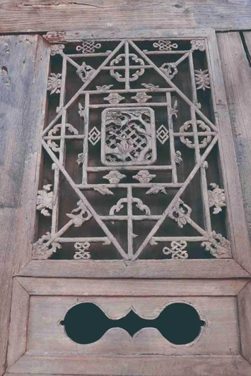 屯堡木窗.jpg
