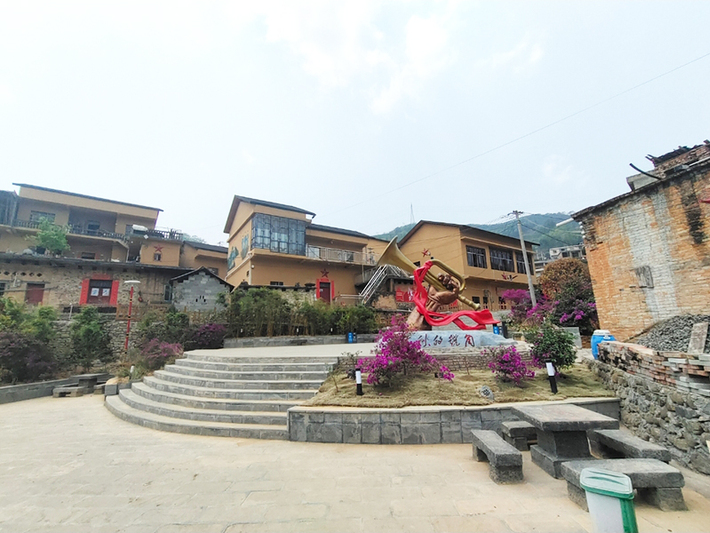 镇宁板袍村.jpg