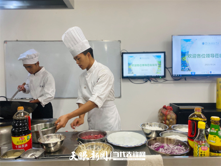 1702156667225102.jpg 1699847265428901.jpg