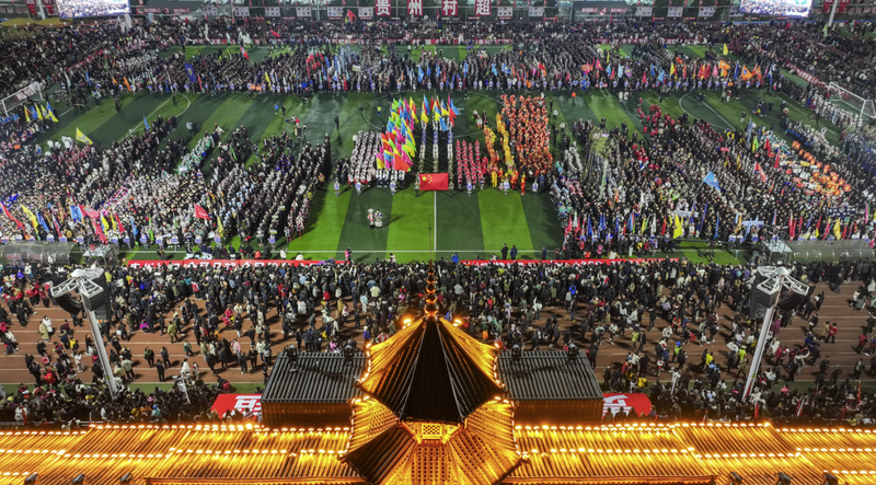 2025贵州村超开幕式暨“村超村晚”活动。尹刚 摄.png