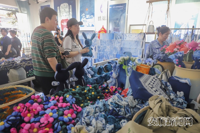 binary_large (5).jpeg