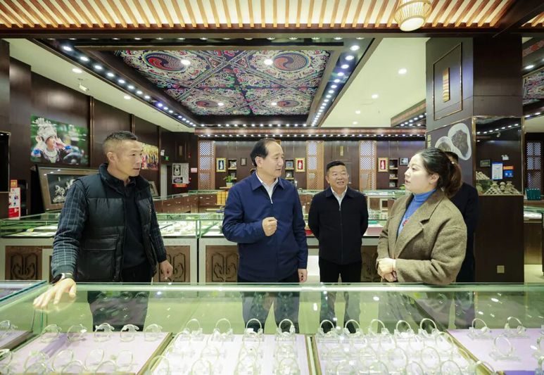 _O3A0194 银屹苗银坊-FZ10021285582.jpg